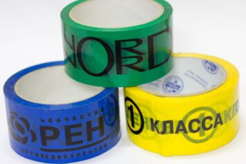 Скотч с логотипом